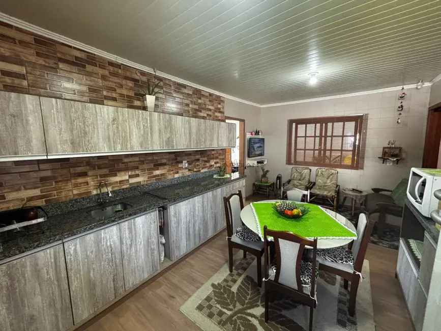 Foto 8 de Casa com 2 quartos à venda, 117m2 em Esmeralda, Santa Cruz Do Sul - RS