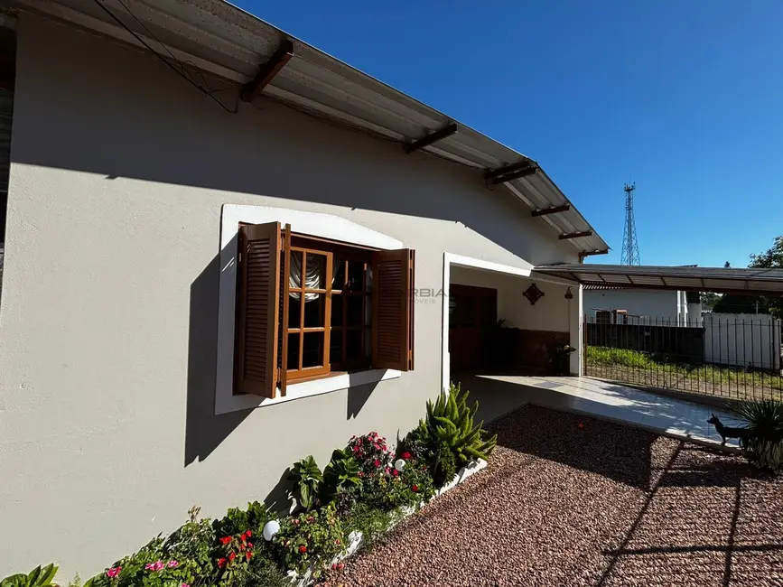 Foto 2 de Casa com 2 quartos à venda, 117m2 em Esmeralda, Santa Cruz Do Sul - RS