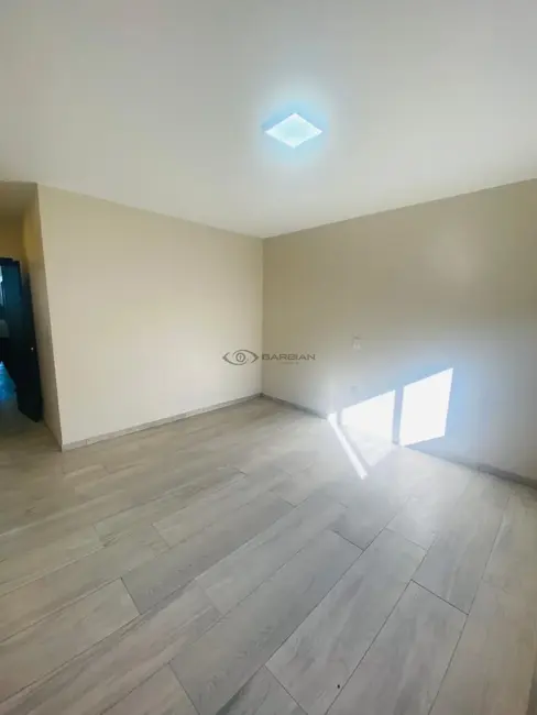 Casa com 2 quartos à venda, 125m2 em Vera Cruz - RS - imagem 8 Foto 8 de Casa com 2 quartos à venda, 125m2 em Vera Cruz - RS