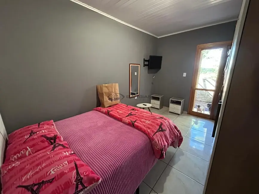 Casa com 1 quarto à venda, 35m2 em João Alves, Santa Cruz Do Sul - RS - imagem 4 Foto 4 de Casa com 1 quarto à venda, 35m2 em João Alves, Santa Cruz Do Sul - RS