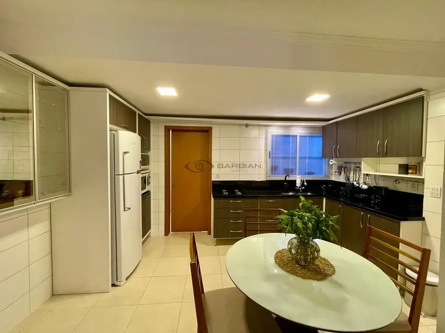 Foto 7 de Apartamento com 3 quartos à venda, 135m2 em Higienópolis, Santa Cruz Do Sul - RS