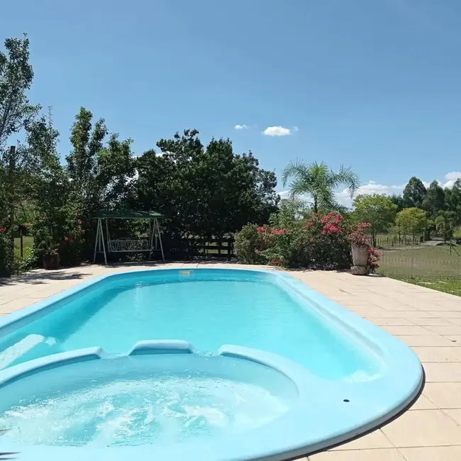 Foto 2 de Chácara com 3 quartos à venda, 200m2 em Santa Cruz Do Sul - RS