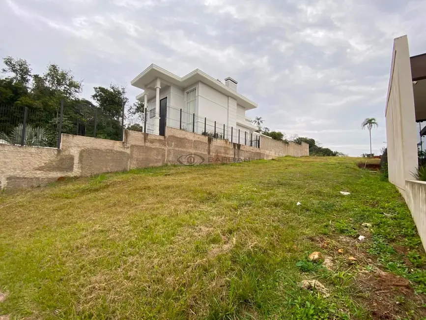 Foto 2 de Terreno / Lote à venda, 714m2 em Country, Santa Cruz Do Sul - RS