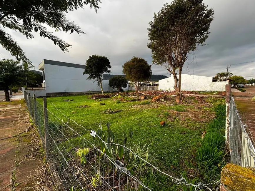 Foto 2 de Terreno / Lote à venda, 756m2 em Arroio Grande, Santa Cruz Do Sul - RS