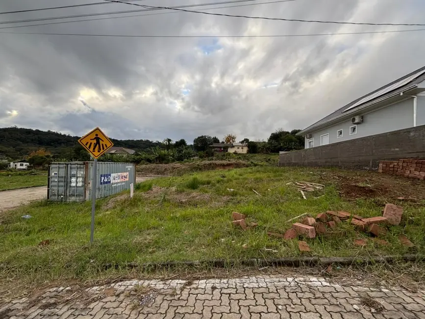 Terreno / Lote à venda, 424m2 em Renascença, Santa Cruz Do Sul - RS - imagem 2 Foto 2 de Terreno / Lote à venda, 424m2 em Renascença, Santa Cruz Do Sul - RS