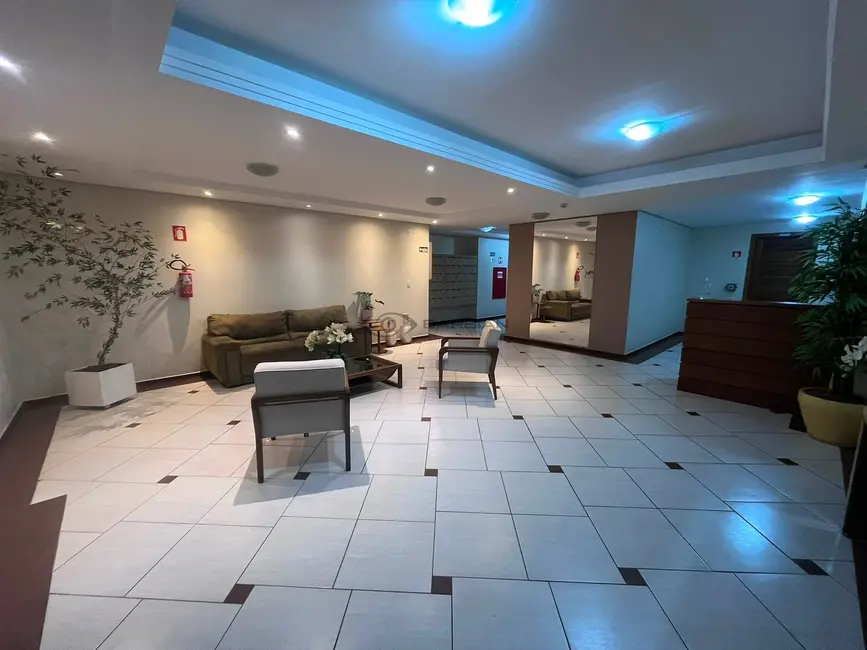 Foto 2 de Apartamento com 1 quarto à venda, 42m2 em Centro, Santa Cruz Do Sul - RS