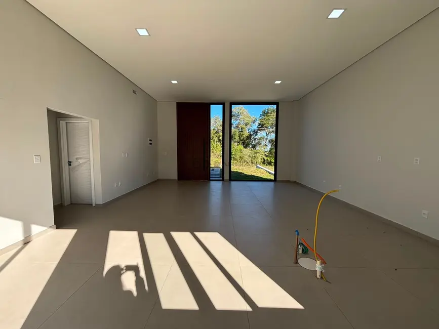 Foto 3 de Casa com 3 quartos à venda, 150m2 em Renascença, Santa Cruz Do Sul - RS