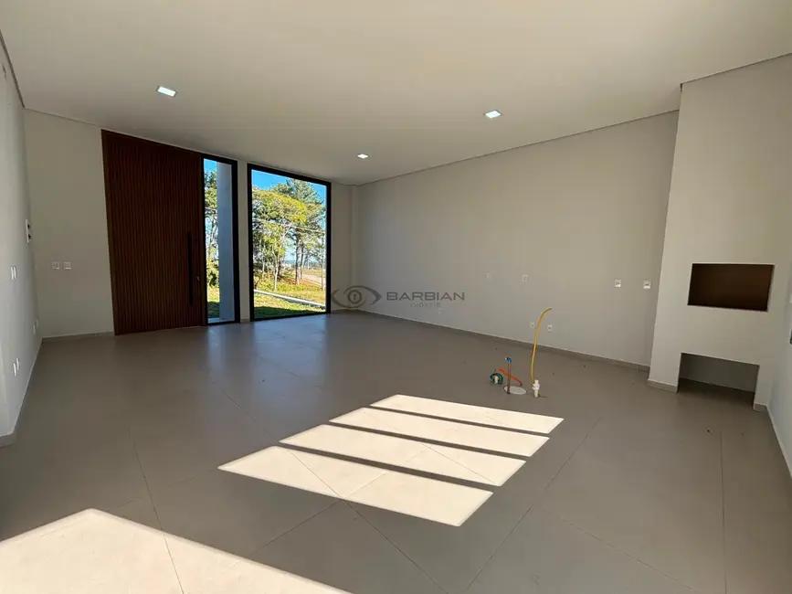 Foto 2 de Casa com 3 quartos à venda, 150m2 em Renascença, Santa Cruz Do Sul - RS