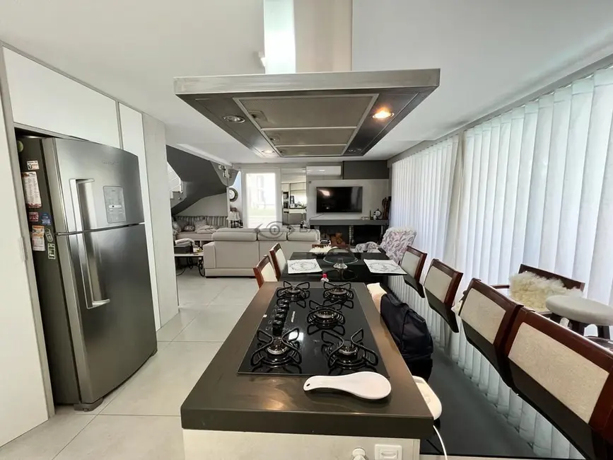 Foto 9 de Casa com 3 quartos à venda, 195m2 em Country, Santa Cruz Do Sul - RS