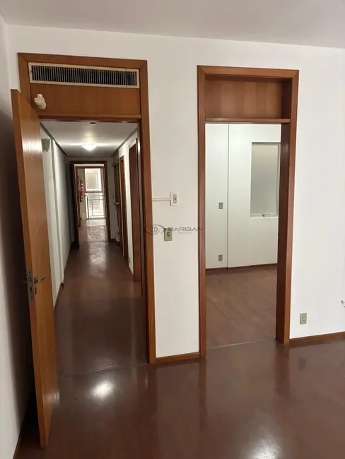 Sala Comercial com 3 quartos à venda, 61m2 em Centro, Santa Cruz Do Sul - RS - imagem 4 Foto 4 de Sala Comercial com 3 quartos à venda, 61m2 em Centro, Santa Cruz Do Sul - RS