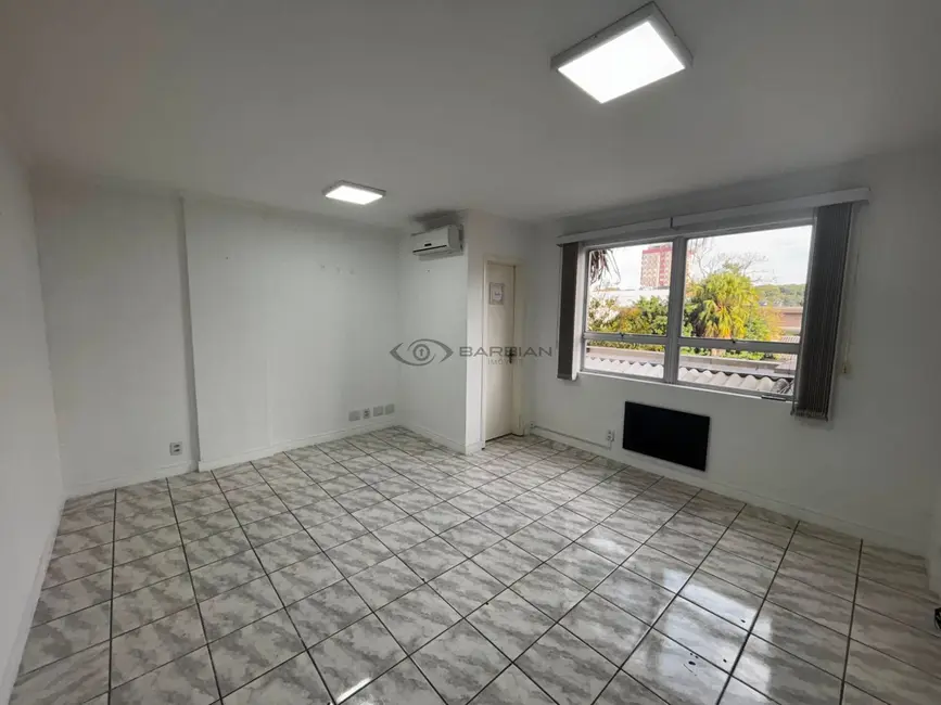 Sala Comercial com 1 quarto à venda, 24m2 em Centro, Santa Cruz Do Sul - RS - imagem 3 Foto 3 de Sala Comercial com 1 quarto à venda, 24m2 em Centro, Santa Cruz Do Sul - RS