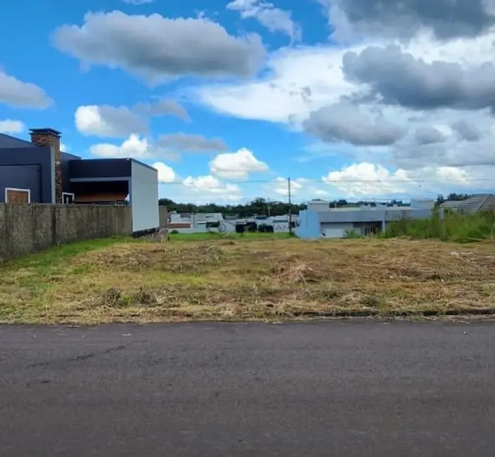 Foto 1 de Terreno / Lote à venda, 341m2 em João Alves, Santa Cruz Do Sul - RS