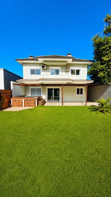 Foto 3 de Casa com 4 quartos à venda, 310m2 em Belvedere, Santa Cruz Do Sul - RS