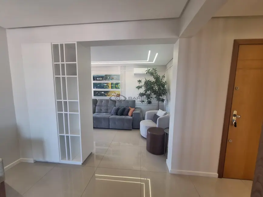Cobertura com 2 quartos à venda, 120m2 em Centro, Santa Cruz Do Sul - RS - imagem 4 Foto 4 de Cobertura com 2 quartos à venda, 120m2 em Centro, Santa Cruz Do Sul - RS