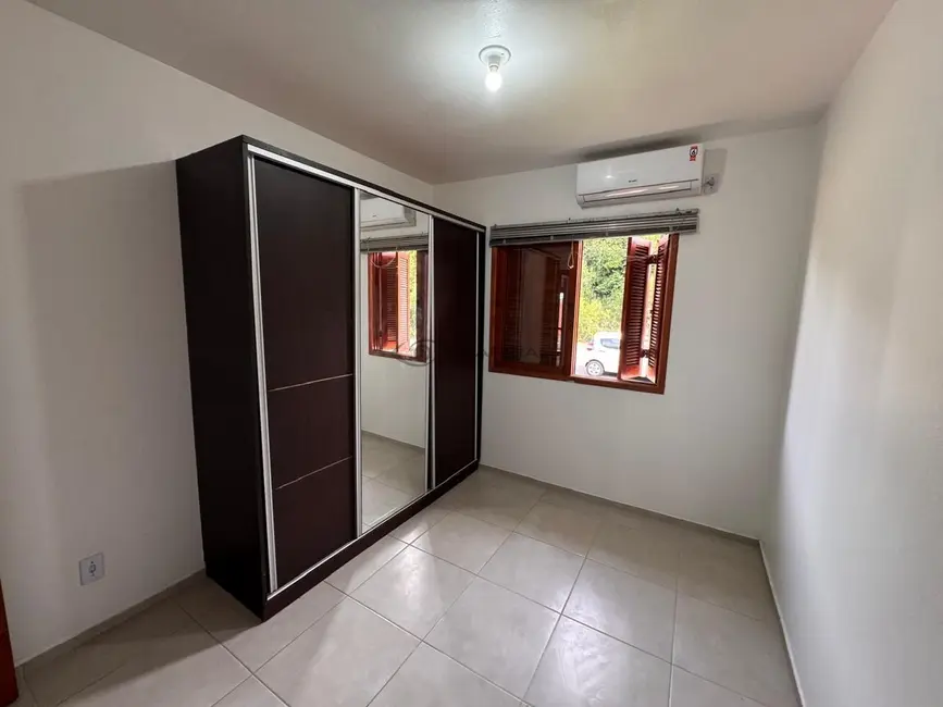 Foto 4 de Casa com 2 quartos à venda, 45m2 em João Alves, Santa Cruz Do Sul - RS