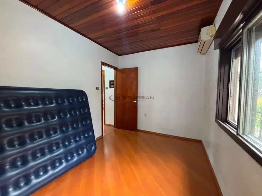 Casa com 2 quartos à venda, 94m2 em Centro, Santa Cruz Do Sul - RS - imagem 9 Foto 9 de Casa com 2 quartos à venda, 94m2 em Centro, Santa Cruz Do Sul - RS