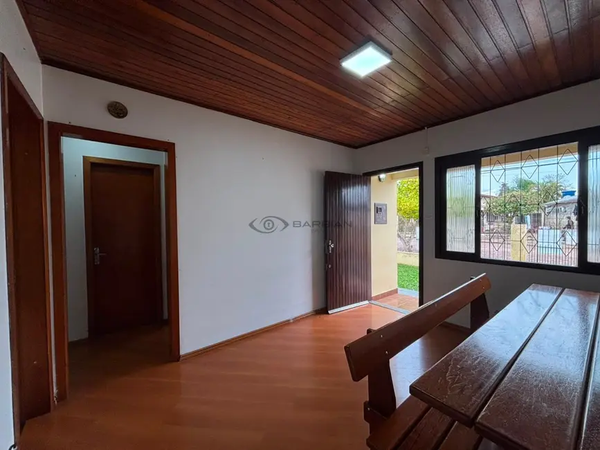 Casa com 2 quartos à venda, 94m2 em Centro, Santa Cruz Do Sul - RS - imagem 3 Foto 3 de Casa com 2 quartos à venda, 94m2 em Centro, Santa Cruz Do Sul - RS
