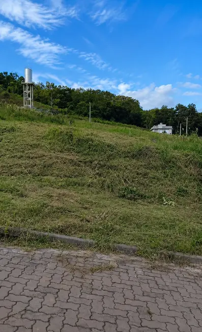 Foto 1 de Terreno / Lote à venda, 454m2 em Aliança, Santa Cruz Do Sul - RS