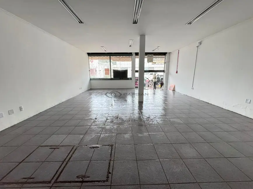 Foto 1 de Loja com 1 quarto à venda, 144m2 em Centro, Santa Cruz Do Sul - RS