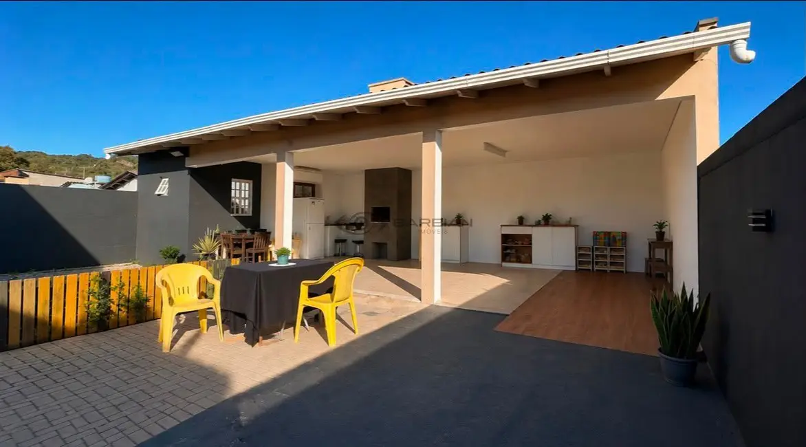 Foto 1 de Casa com 3 quartos à venda, 112m2 em Esmeralda, Santa Cruz Do Sul - RS
