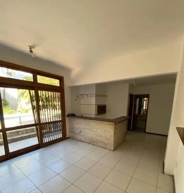 Foto 5 de Casa com 5 quartos à venda, 260m2 em Centro, Santa Cruz Do Sul - RS