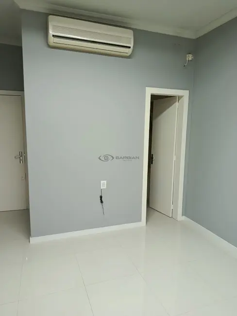 Sala Comercial com 1 quarto à venda, 40m2 em Centro, Santa Cruz Do Sul - RS - imagem 6 Foto 6 de Sala Comercial com 1 quarto à venda, 40m2 em Centro, Santa Cruz Do Sul - RS