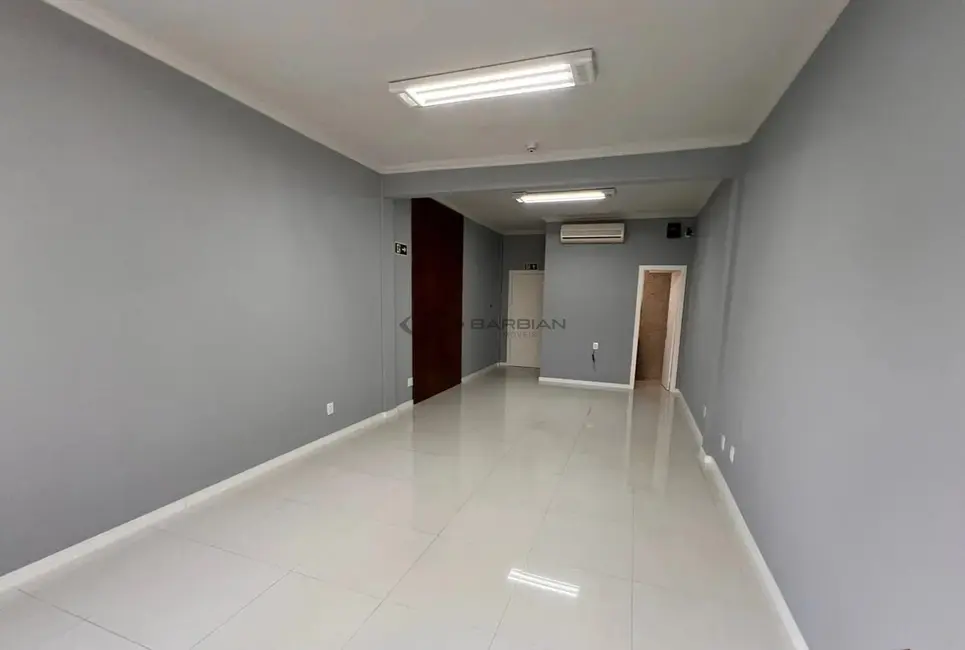 Sala Comercial com 1 quarto à venda, 40m2 em Centro, Santa Cruz Do Sul - RS - imagem 4 Foto 4 de Sala Comercial com 1 quarto à venda, 40m2 em Centro, Santa Cruz Do Sul - RS
