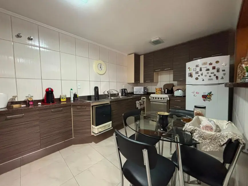 Foto 9 de Apartamento com 3 quartos à venda, 145m2 em Centro, Santa Cruz Do Sul - RS