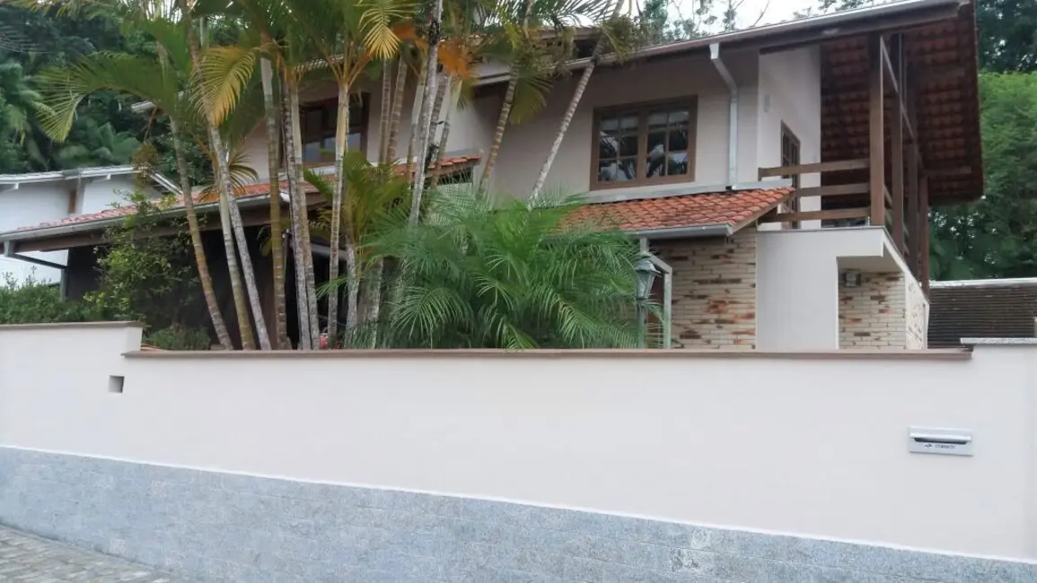 Foto 2 de Casa com 4 quartos à venda, 444m2 em Centro, Pomerode - SC