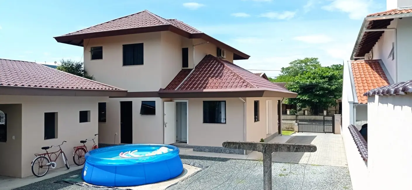 Foto 4 de Casa com 3 quartos à venda, 435m2 em Centro, Pomerode - SC