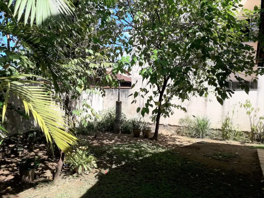 Casa com 3 quartos à venda, 300m2 em Centro, Guaramirim - SC - imagem 7 Foto 7 de Casa com 3 quartos à venda, 300m2 em Centro, Guaramirim - SC