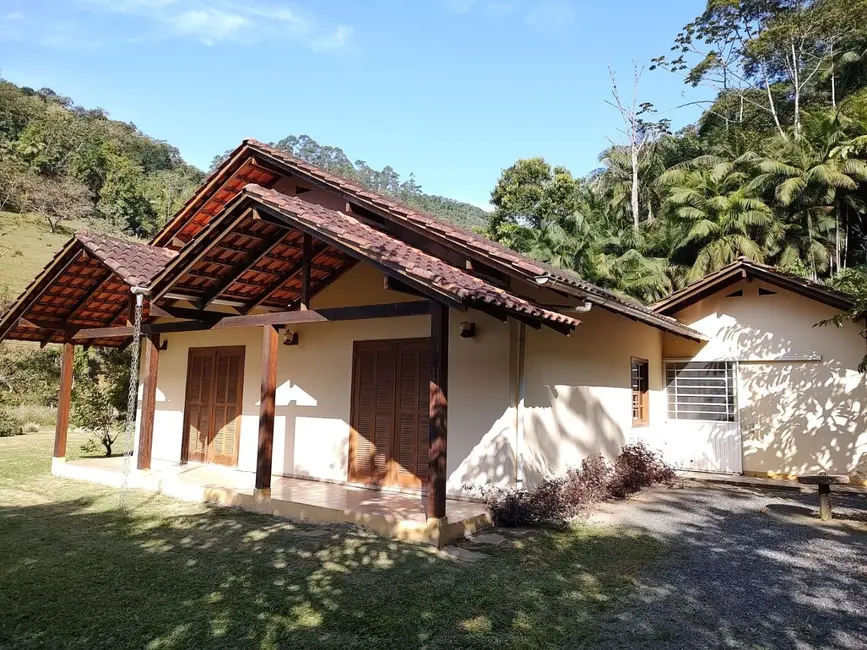 Foto 1 de Casa com 3 quartos à venda, 18452m2 em Pomerode - SC