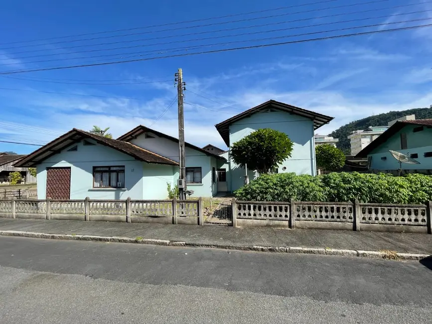 Foto 2 de Casa com 5 quartos à venda, 1024m2 em Centro, Pomerode - SC