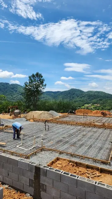 Casa de Condomínio com 3 quartos à venda, 235m2 em Pomerode - SC - imagem 5 Foto 5 de Casa de Condomínio com 3 quartos à venda, 235m2 em Pomerode - SC