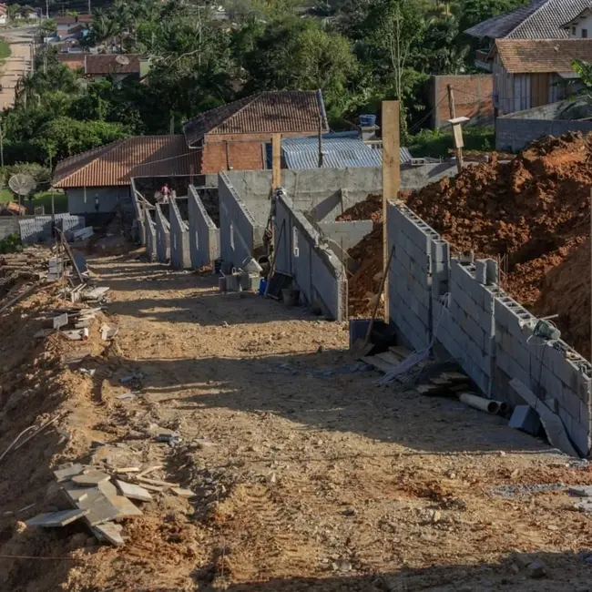 Casa de Condomínio com 3 quartos à venda, 235m2 em Pomerode - SC - imagem 8 Foto 8 de Casa de Condomínio com 3 quartos à venda, 235m2 em Pomerode - SC