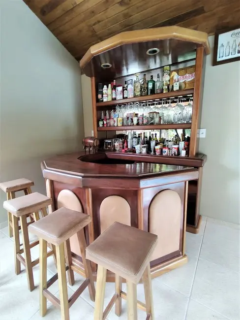 Casa com 3 quartos à venda, 708m2 em Centro, Pomerode - SC - imagem 3 Foto 3 de Casa com 3 quartos à venda, 708m2 em Centro, Pomerode - SC