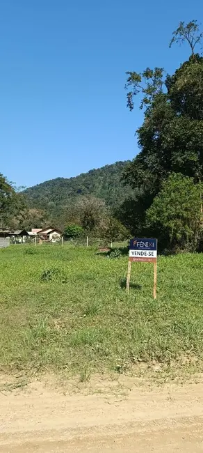 Foto 1 de Terreno / Lote à venda, 643m2 em Pomerode - SC