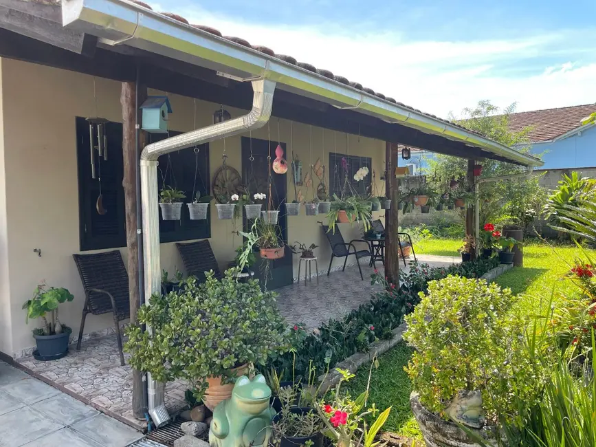 Casa com 3 quartos à venda, 2302m2 em Centro, Pomerode - SC - imagem 4 Foto 4 de Casa com 3 quartos à venda, 2302m2 em Centro, Pomerode - SC