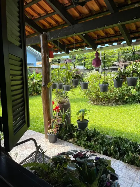 Casa com 3 quartos à venda, 2302m2 em Centro, Pomerode - SC - imagem 5 Foto 5 de Casa com 3 quartos à venda, 2302m2 em Centro, Pomerode - SC