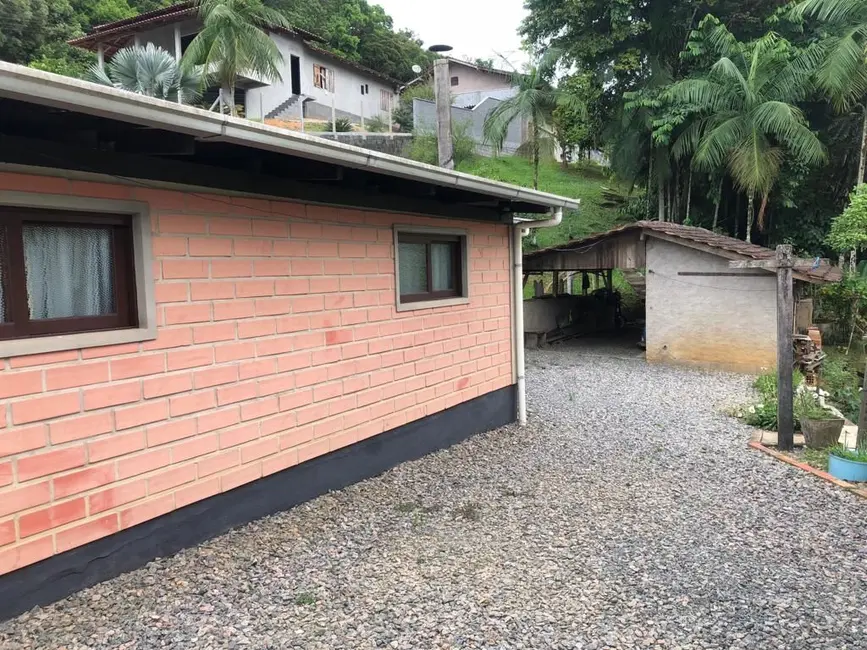 Casa com 3 quartos à venda, 3325m2 em Encano do Norte, Indaial - SC - imagem 8 Foto 8 de Casa com 3 quartos à venda, 3325m2 em Encano do Norte, Indaial - SC