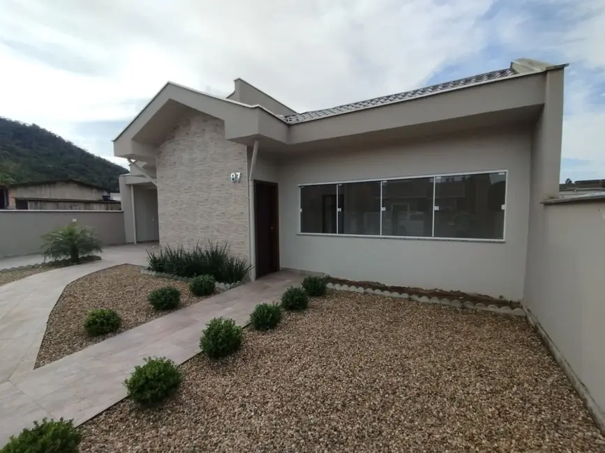 Casa com 3 quartos à venda, 360m2 em Rio Cerro II, Jaragua Do Sul - SC - imagem 3 Foto 3 de Casa com 3 quartos à venda, 360m2 em Rio Cerro II, Jaragua Do Sul - SC