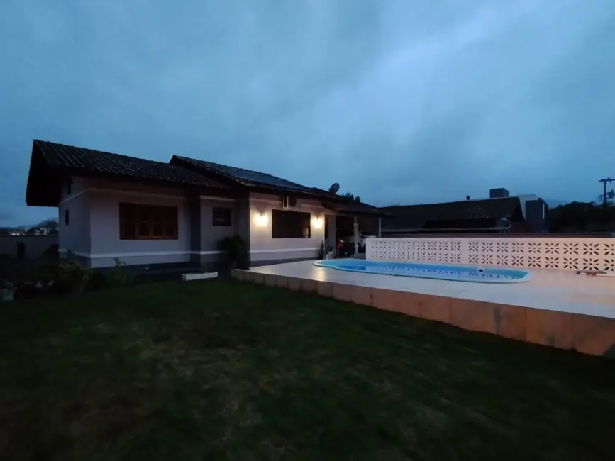 Casa com 3 quartos à venda, 414m2 em Pomerode - SC - imagem 9 Foto 9 de Casa com 3 quartos à venda, 414m2 em Pomerode - SC
