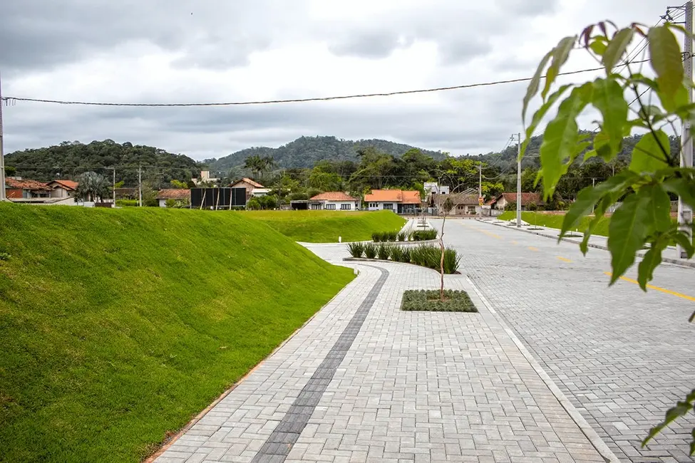 Foto 5 de Terreno / Lote à venda, 337m2 em Timbo - SC