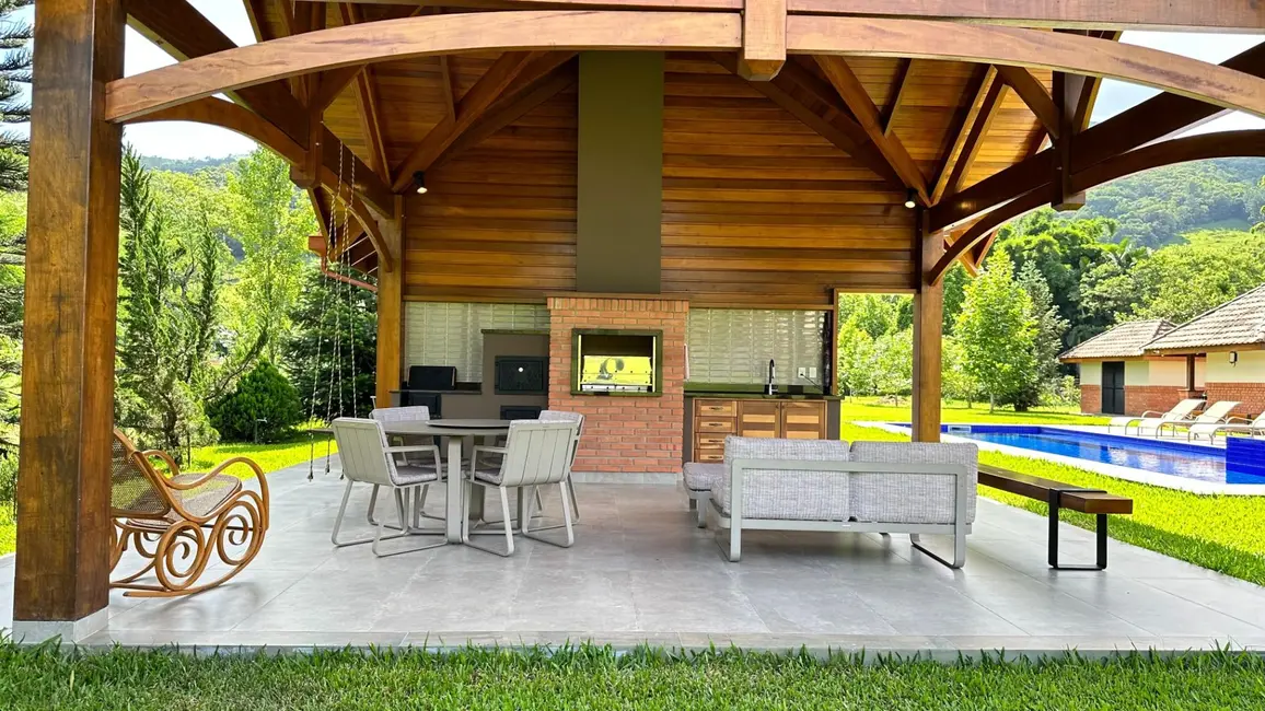 Foto 29 de Casa à venda, 5536m2 em Pomerode - SC