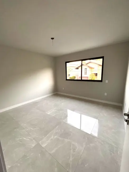 Sobrado com 3 quartos à venda, 153m2 em Centro, Pomerode - SC - imagem 4 Foto 4 de Sobrado com 3 quartos à venda, 153m2 em Centro, Pomerode - SC