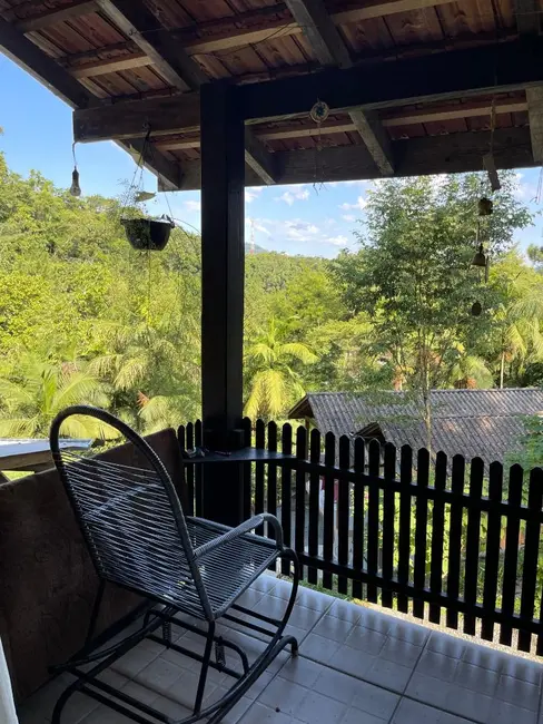 Casa com 3 quartos à venda, 1000m2 em Pomerode - SC - imagem 4 Foto 4 de Casa com 3 quartos à venda, 1000m2 em Pomerode - SC