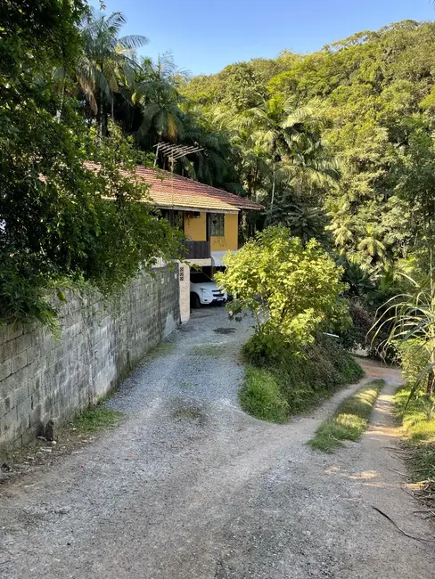 Foto 1 de Casa com 3 quartos à venda, 1000m2 em Pomerode - SC