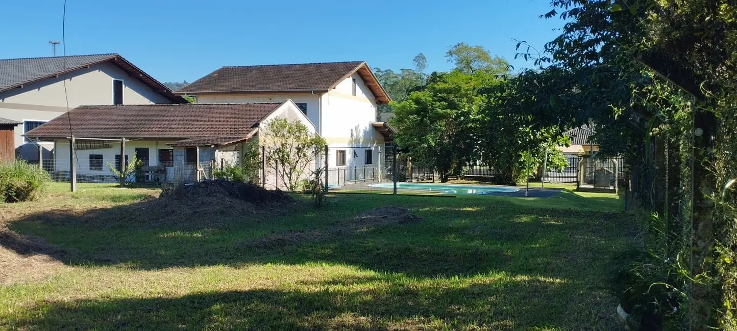 Casa com 6 quartos à venda, 960m2 em Centro, Pomerode - SC - imagem 4 Foto 4 de Casa com 6 quartos à venda, 960m2 em Centro, Pomerode - SC