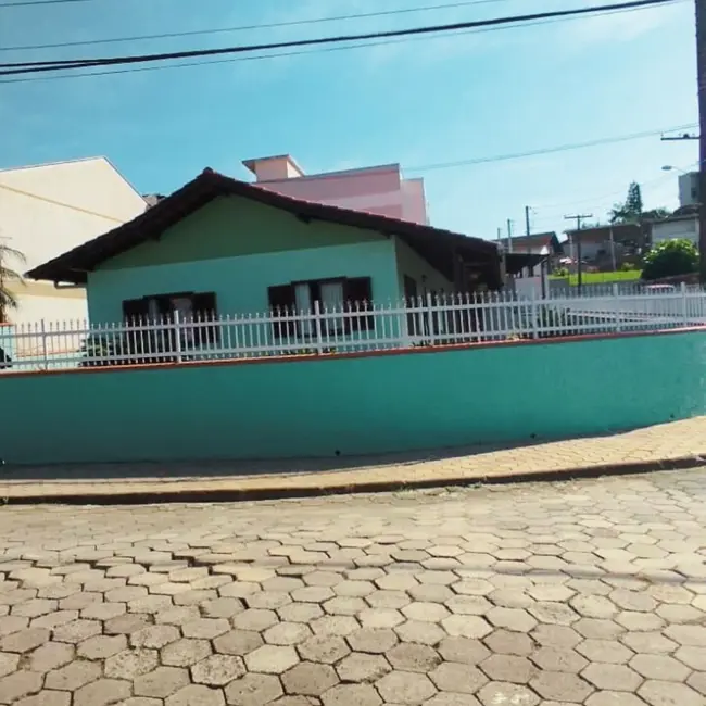 Casa com 3 quartos à venda, 265m2 em Itoupava Norte, Blumenau - SC - imagem 3 Foto 3 de Casa com 3 quartos à venda, 265m2 em Itoupava Norte, Blumenau - SC
