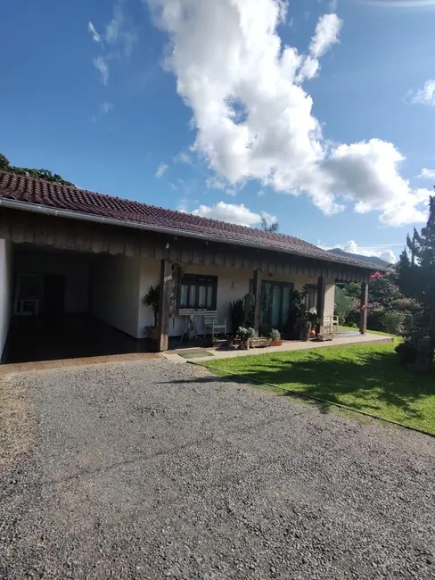 Casa com 3 quartos à venda, 571m2 em Pomerode - SC - imagem 6 Foto 6 de Casa com 3 quartos à venda, 571m2 em Pomerode - SC